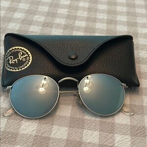 Ray-Ban Silver Round Sunglasses